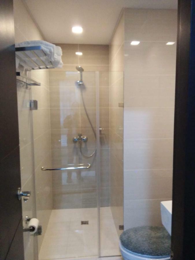 Апартаменты 101 Newport Boulevard C1 Манила Экстерьер фото